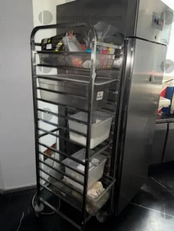 2#9447 Attrezzatura da cucina professionale