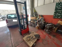 1#6762 Attrezzatura da officina e ufficio