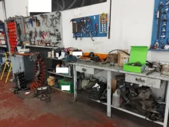 1#6762 Attrezzatura da officina e ufficio