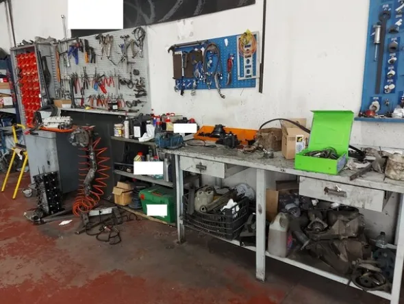 1#6762 Attrezzatura da officina e ufficio