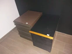 1#8353 Attrezzatura edile e mobili da ufficio