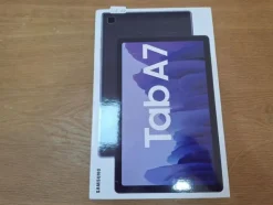 1#8661 Attrezzatura elettronica e arredamento negozio