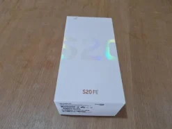 1#8661 Attrezzatura elettronica e arredamento negozio