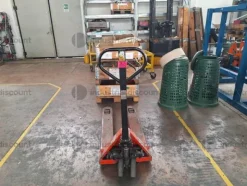 11#10261 Attrezzatura elettronica, meccanica, scaffalature