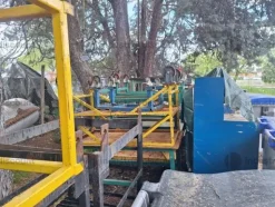 11#10261 Attrezzatura elettronica, meccanica, scaffalature