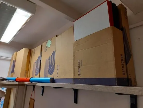 1#6000 Attrezzatura e materiale per copisteria