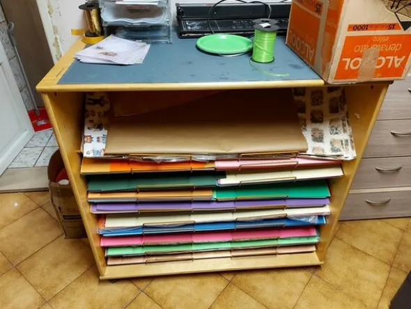 1#6000 Attrezzatura e materiale per copisteria