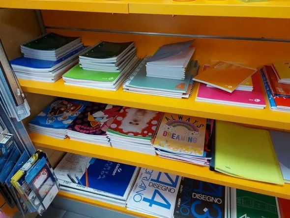 1#6000 Attrezzatura e materiale per copisteria