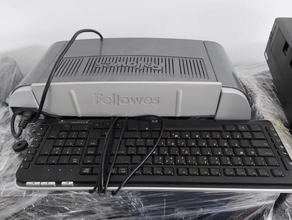 1#6000 Attrezzatura e materiale per copisteria