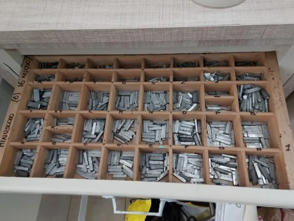 1#6000 Attrezzatura e materiale per copisteria