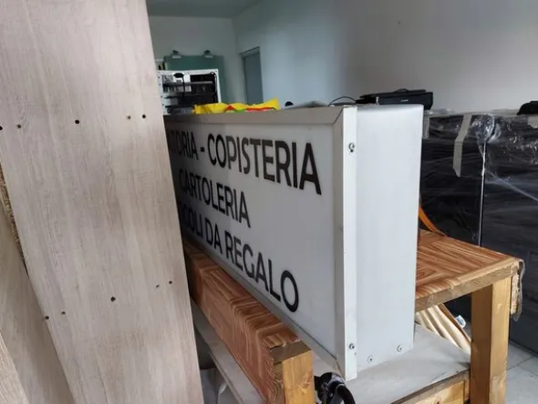 1#6000 Attrezzatura e materiale per copisteria