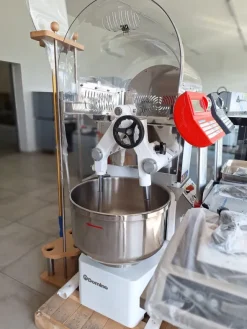 Attrezzatura pasticceria in pronta consegna