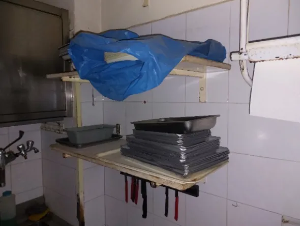 19#8270 Attrezzatura per bar e pasticceria
