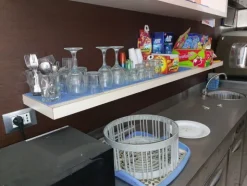 6#8270 Attrezzatura per bar e pasticceria