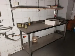 4#8037 Attrezzatura per cucina