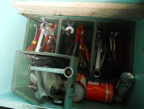 16#7053 Attrezzatura per officina meccanica