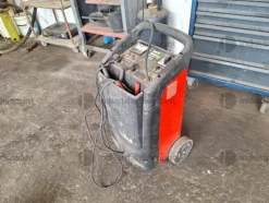 5#9304 Attrezzatura varia per officina
