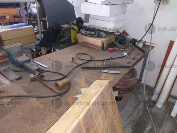 3#9980 Attrezzatura varia per officina