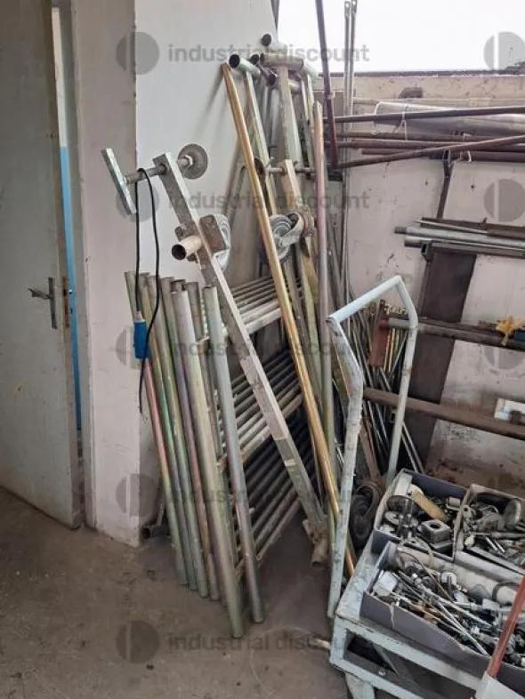 236#9770 Attrezzature da officina