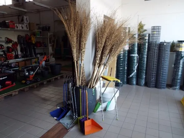 19#5672 Attrezzature e accessori per giardinaggio