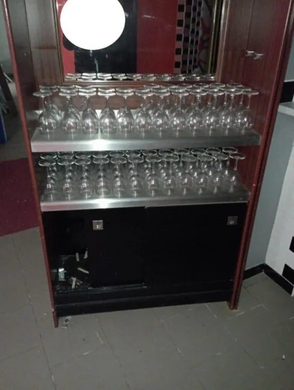 1#7852 Attrezzature e arredo perristorazione