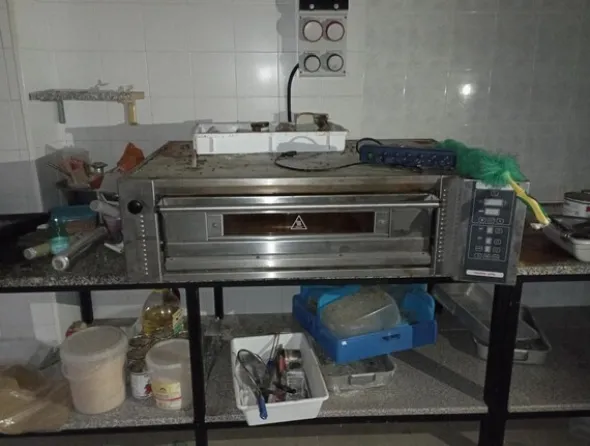 1#7852 Attrezzature e arredo perristorazione