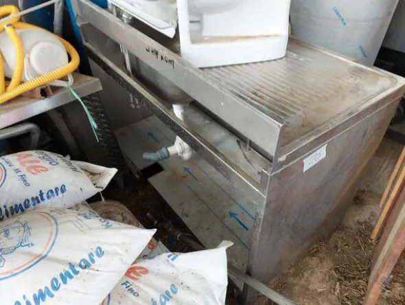 1#7844 Attrezzature e macchinari per la lavorazione del latte