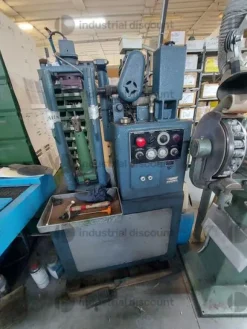 2#8561 Attrezzature e macchine per l'industria calzaturiera