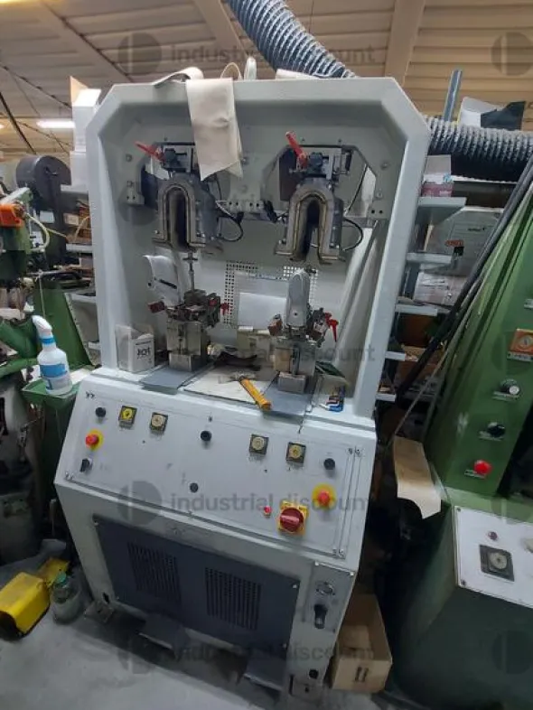 2#8561 Attrezzature e macchine per l'industria calzaturiera