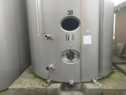 4#81150 Attrezzature e macchine per la viticoltura