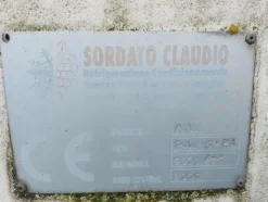 4#81150 Attrezzature e macchine per la viticoltura