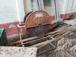 1#7194 Attrezzature e materiale ferroso