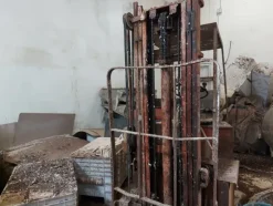 1#7194 Attrezzature e materiale ferroso