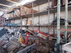 9#7900 Attrezzature e materiali da cantiere