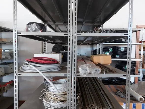 48#7333 Attrezzature e materiali da officina elettrica