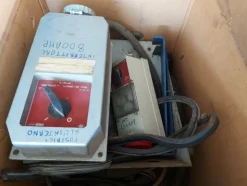 48#7333 Attrezzature e materiali da officina elettrica