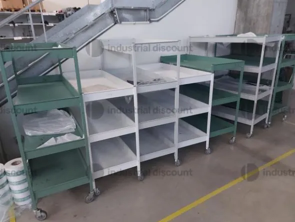 304#8883 Attrezzature e scaffalature