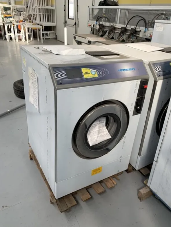 1#6849 Attrezzature Imesa per allestimento lavanderia self service