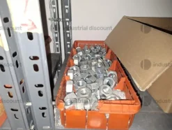 1#9764 Attrezzature, materiale di consumo e minuteria da elettricista, arredi da ufficio e scaffalature