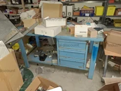 1#9764 Attrezzature, materiale di consumo e minuteria da elettricista, arredi da ufficio e scaffalature