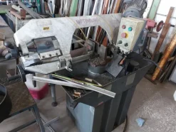7#7899 Attrezzature officina