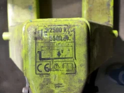 7#7899 Attrezzature officina