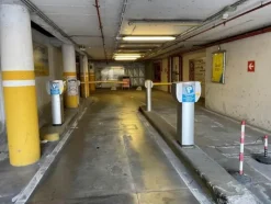 26#7897 Attrezzature parcheggio multipiano