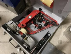 11#8884 Attrezzature per impianti elettrici