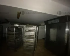 1#83840 Attrezzature per la lavorazione di prodotti da forno in disuso