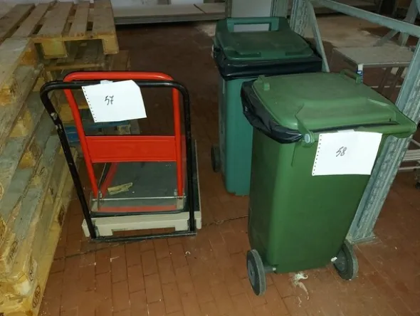 19#7562 Attrezzature per la movimentazione della merce