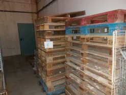 19#7562 Attrezzature per la movimentazione della merce