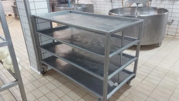 3#6815 Attrezzature per la produzione di formaggi e latticini