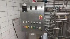 3#6815 Attrezzature per la produzione di formaggi e latticini