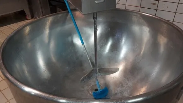 3#6815 Attrezzature per la produzione di formaggi e latticini